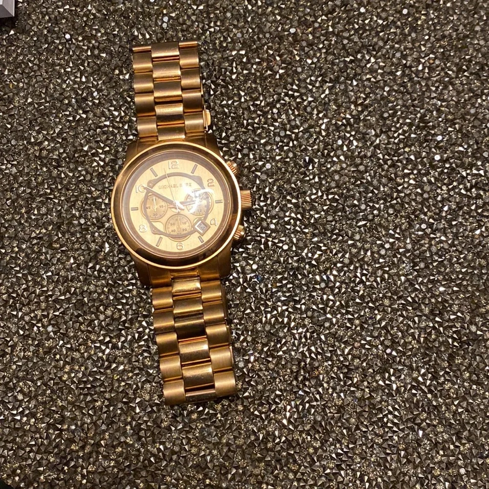 MKORS Watches condicion Perfect 👌 - Picture 2 of 8